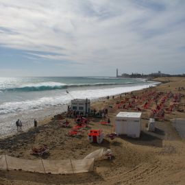 maspalomas_dunes_and_beach_-_febr_2011_-040