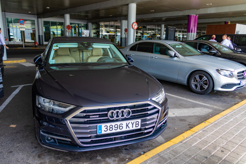 Gran Canaria airport transfer service car