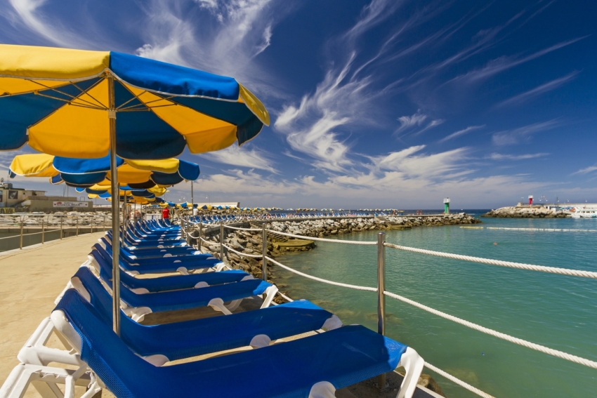 February starts as January finished with blue skies over south Gran Canaria