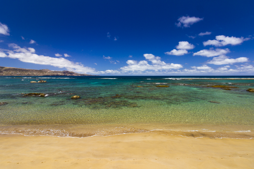 Gran Canaria&#039;s beaches are now largely open for locals to exercise