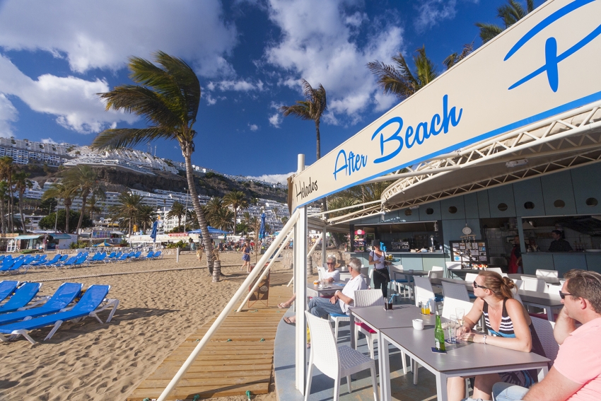 Top Gran Canaria Tip: Stay on the beach for sunset